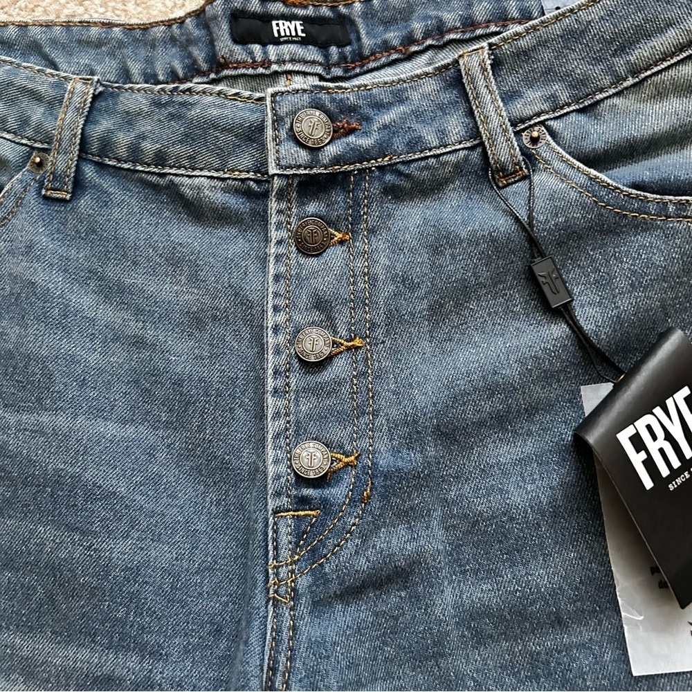 Frye The Stevie Straight Low Rise Jeans - Picture 13 of 13